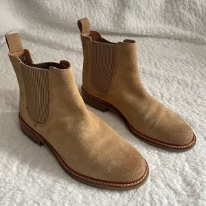 Clark Cologne Arlo Women’s Suede - Size 8 Tan/Cream